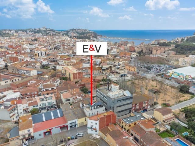 7 soverom Villa til salgs i Sant Feliu de Guíxols - € 775 000 (Ref: 9698758)