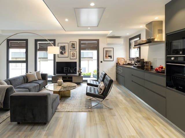7 chambre Villa/Maison à vendre à Sant Feliu de Guíxols - 775 000 € (Ref: 9698758)