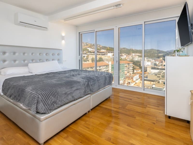 2 soveværelse Lejlighed til salg i Lloret de Mar - € 425.000 (Ref: 9719810)