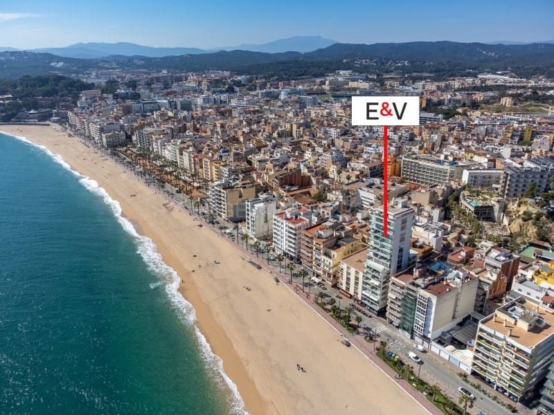 2 soveværelse Lejlighed til salg i Lloret de Mar - € 425.000 (Ref: 9719810)