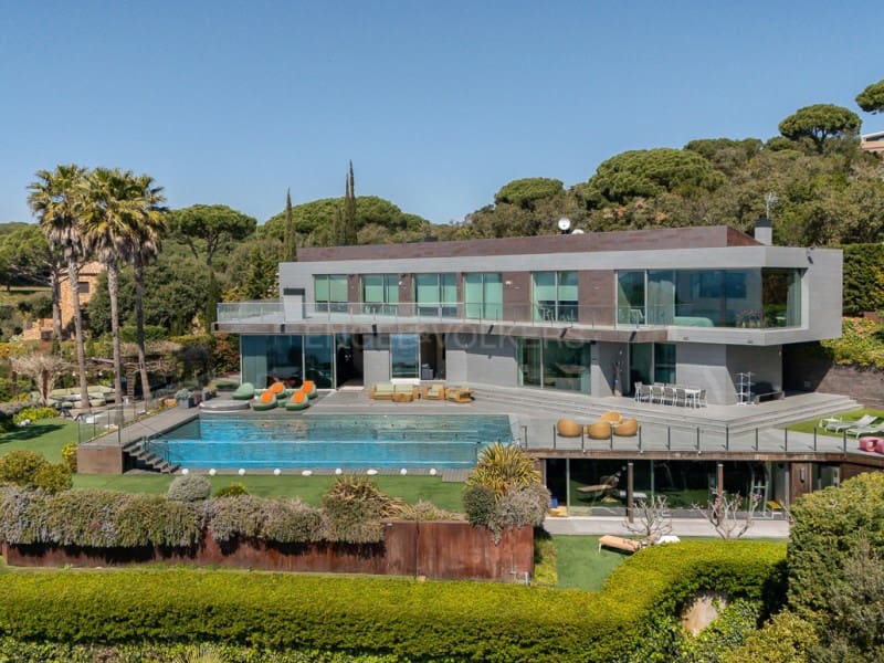11 Zimmer Villa zu verkaufen in Platja d'Aro mit Pool - 8.800.000 € (Ref: 9719811)