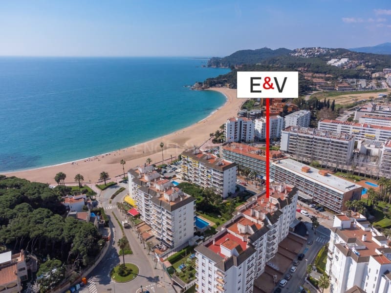 3 slaapkamer Flat te koop in Lloret de Mar met zwembad - € 478.000 (Ref: 9726666)