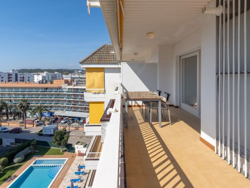 3 slaapkamer Flat te koop in Lloret de Mar met zwembad - € 478.000 (Ref: 9726666)
