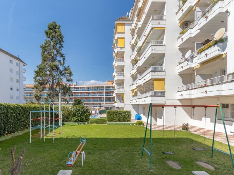 3 slaapkamer Flat te koop in Lloret de Mar met zwembad - € 478.000 (Ref: 9726666)
