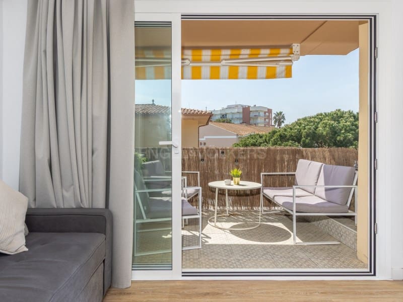 1 bedroom Apartment for sale in Platja d'Aro with garage - € 239,000 (Ref: 9731995)