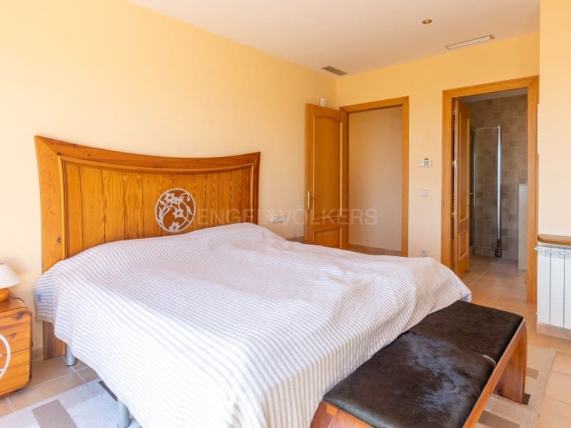 4 slaapkamer Villa te koop in Platja d'Aro met zwembad garage - € 990.000 (Ref: 9731996)