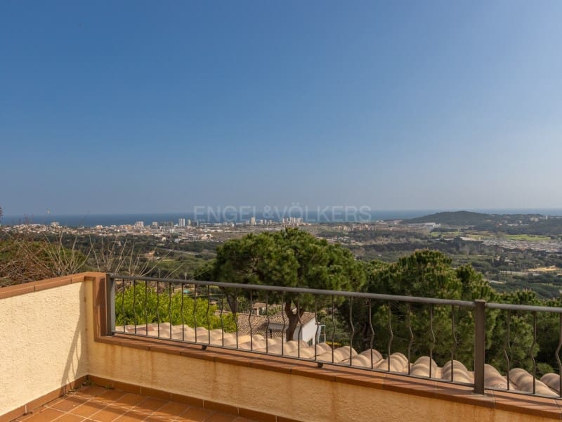 4 slaapkamer Villa te koop in Platja d'Aro met zwembad garage - € 990.000 (Ref: 9731996)