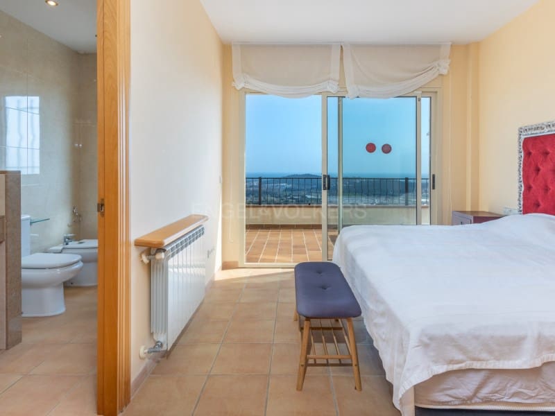 4 slaapkamer Villa te koop in Platja d'Aro met zwembad garage - € 990.000 (Ref: 9731996)