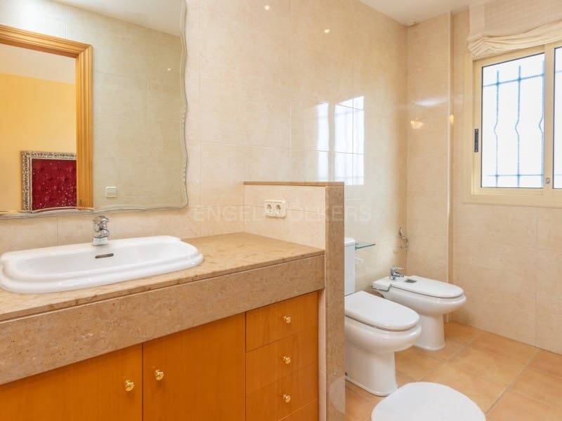 4 slaapkamer Villa te koop in Platja d'Aro met zwembad garage - € 990.000 (Ref: 9731996)