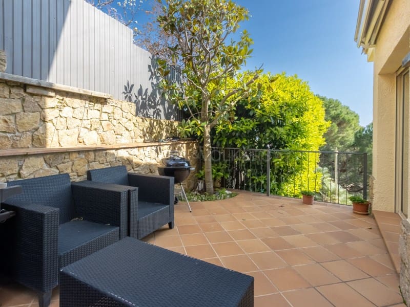 4 slaapkamer Villa te koop in Platja d'Aro met zwembad garage - € 990.000 (Ref: 9731996)