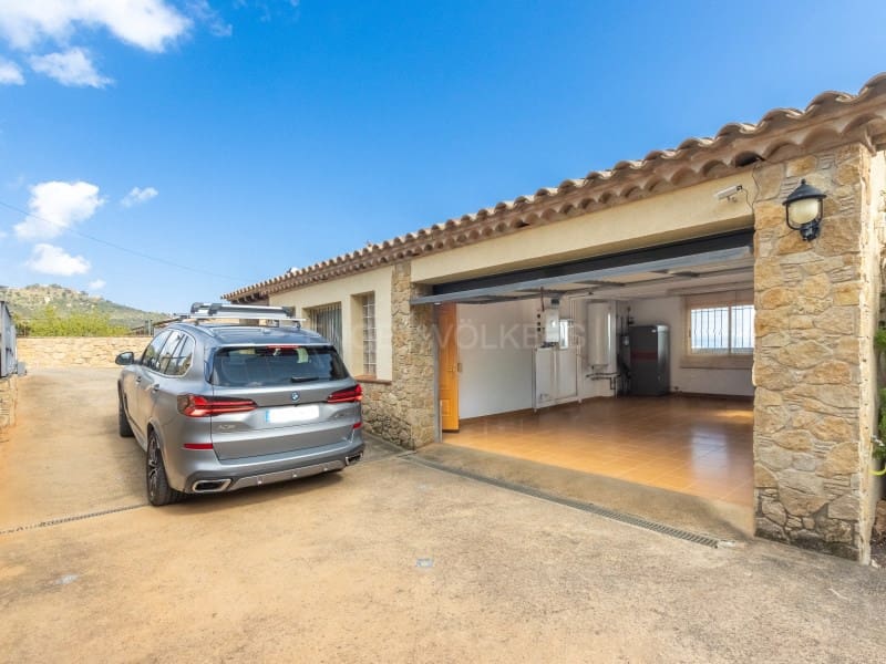 4 slaapkamer Villa te koop in Platja d'Aro met zwembad garage - € 990.000 (Ref: 9731996)