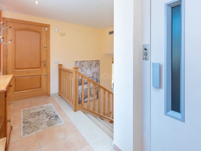 4 chambre Villa/Maison à vendre à Platja d'Aro, Castell-Platja d'Aro avec piscine garage - 990 000 € (Ref: 9731996)