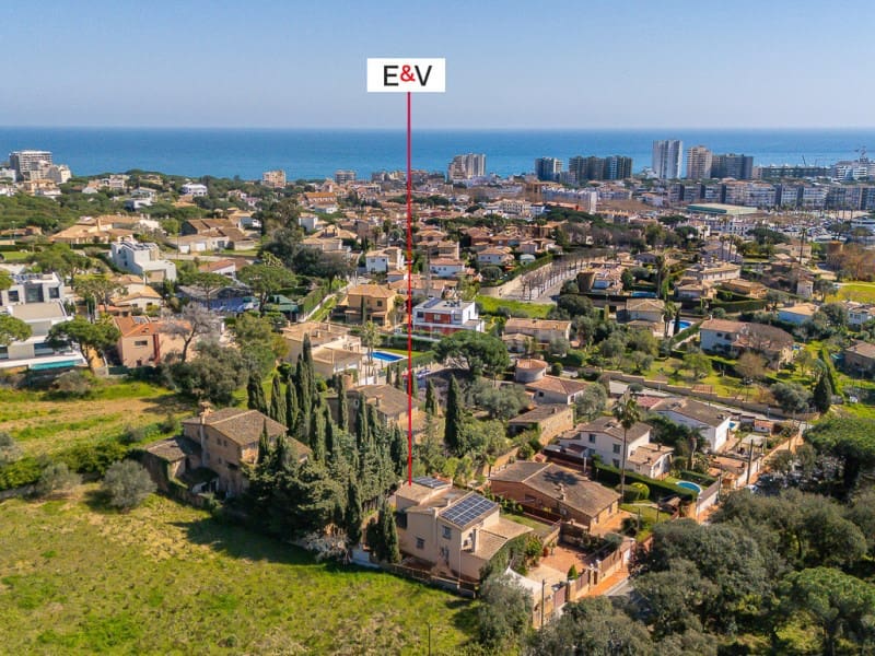 4 bedroom Villa for sale in Platja d'Aro with pool garage - € 1,500,000 (Ref: 9735466)