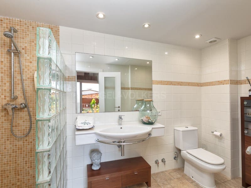 4 bedroom Villa for sale in Platja d'Aro with pool garage - € 1,500,000 (Ref: 9735466)