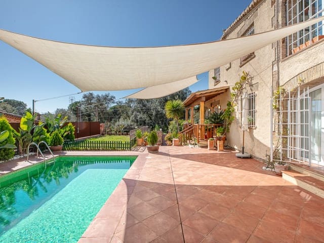 4 bedroom Villa for sale in Platja d'Aro, Castell-Platja d'Aro with pool garage - € 1,500,000 (Ref: 9735466)