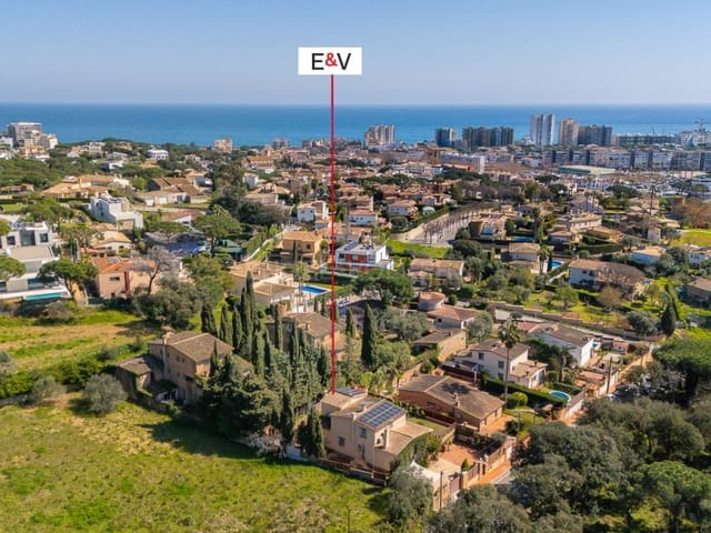 4 bedroom Villa for sale in Platja d'Aro, Castell-Platja d'Aro with pool garage - € 1,500,000 (Ref: 9735466)