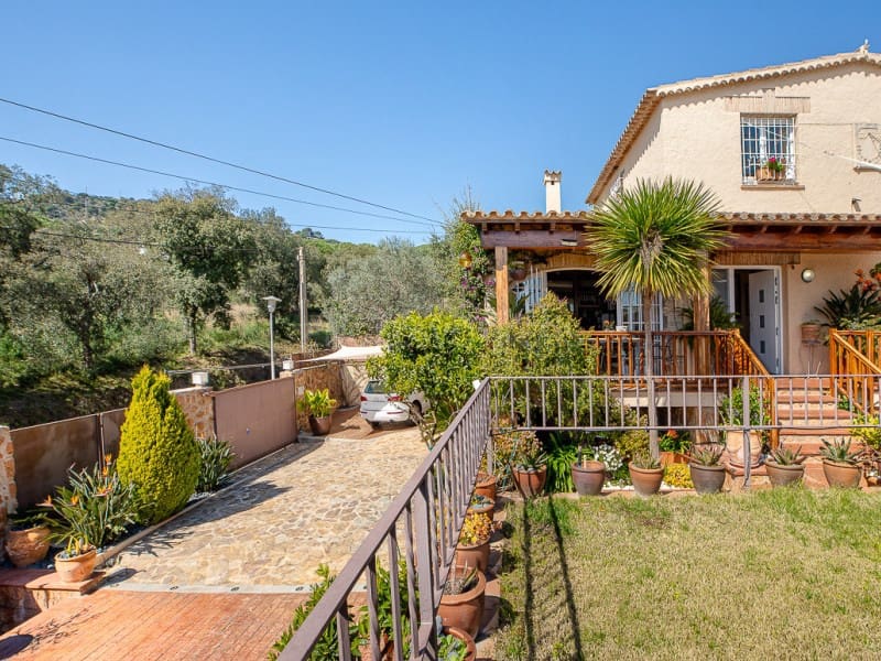 4 bedroom Villa for sale in Platja d'Aro with pool garage - € 1,500,000 (Ref: 9735466)