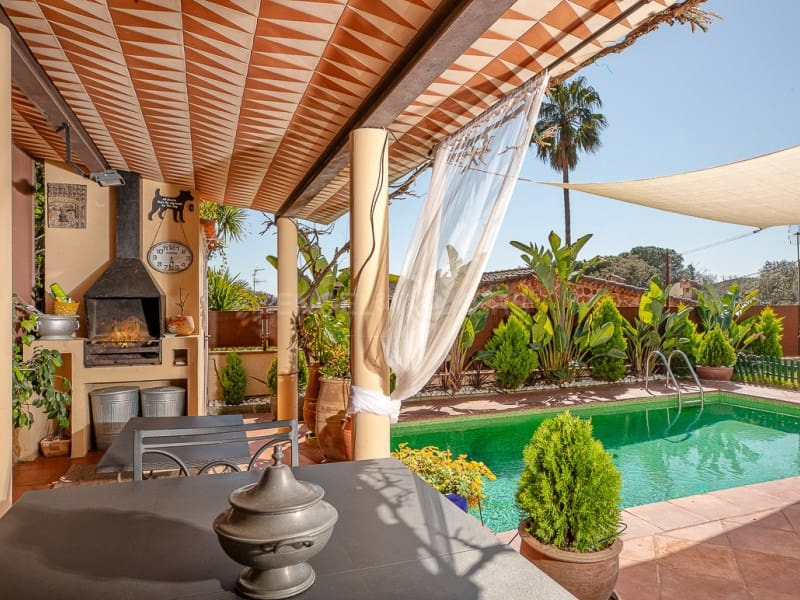 4 bedroom Villa for sale in Platja d'Aro with pool garage - € 1,500,000 (Ref: 9735466)