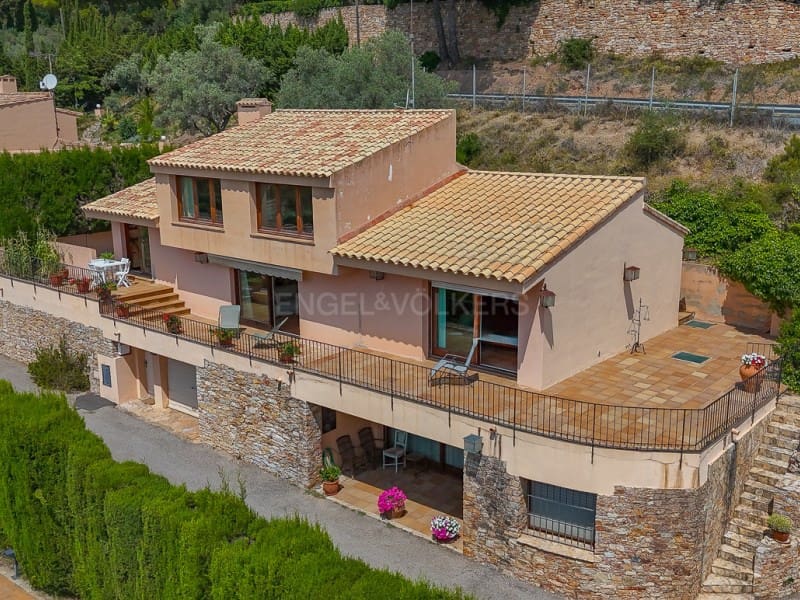 4 Zimmer Villa zu verkaufen in Begur - 870.000 € (Ref: 9735467)