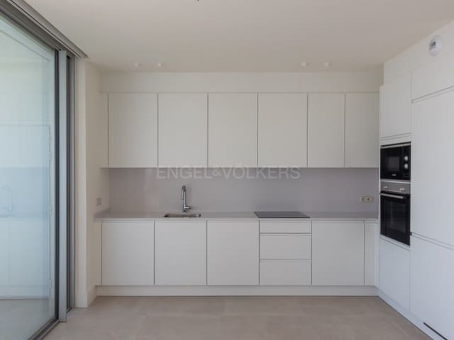 Piso de 3 habitaciones en Platja d'Aro, Castell-Platja d'Aro en venta con garaje - 1.260.000 € (Ref: 9738448)