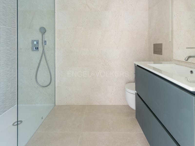 Piso de 3 habitaciones en Platja d'Aro en venta con garaje - 1.260.000 € (Ref: 9738448)