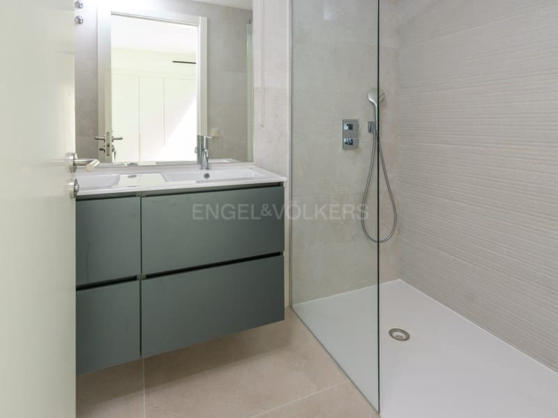 Piso de 3 habitaciones en Platja d'Aro en venta con garaje - 1.260.000 € (Ref: 9738448)