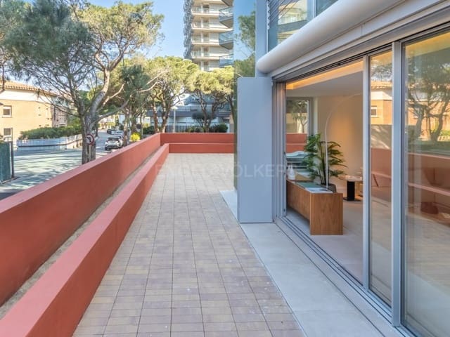 2 makuuhuone Asunto myytävänä paikassa Platja d'Aro, Castell-Platja d'Aro mukana 
autotalli - 870 000 € (Ref: 9741659)