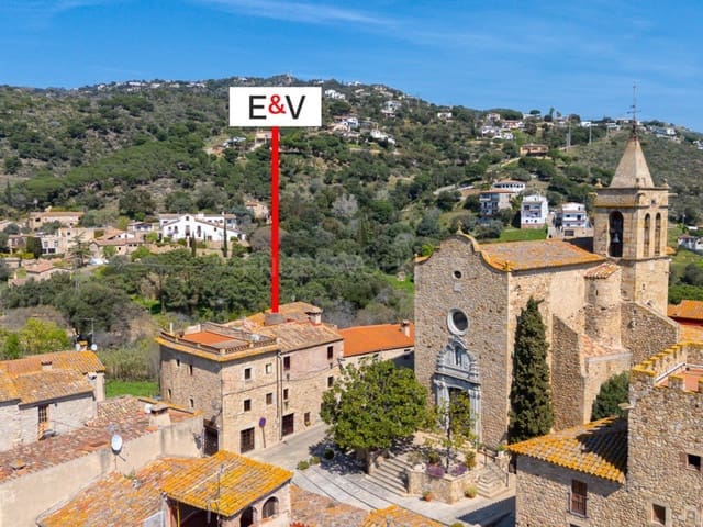 10 soveværelse Villa til salg i Castell d'Aro, Castell-Platja d'Aro med garage - € 830.000 (Ref: 9751878)