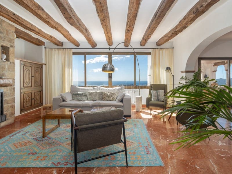 8 chambre Villa/Maison à vendre à Platja d'Aro avec piscine garage - 1 350 000 € (Ref: 9758818)