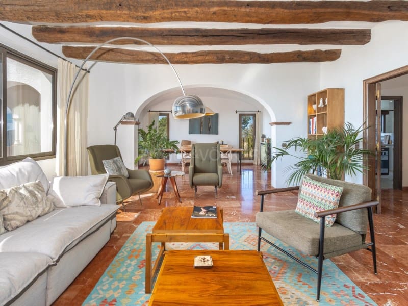 8 chambre Villa/Maison à vendre à Platja d'Aro avec piscine garage - 1 350 000 € (Ref: 9758818)