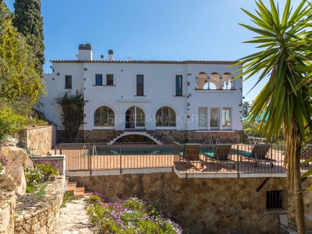 8 chambre Villa/Maison à vendre à Platja d'Aro, Castell-Platja d'Aro avec piscine garage - 1 350 000 € (Ref: 9758818)