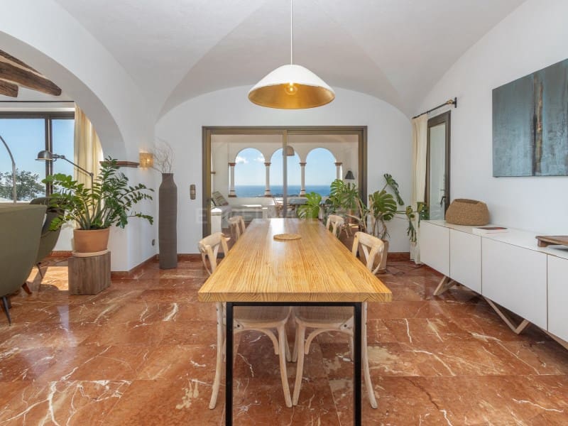 8 chambre Villa/Maison à vendre à Platja d'Aro avec piscine garage - 1 350 000 € (Ref: 9758818)