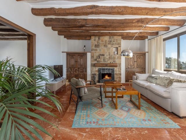 8 chambre Villa/Maison à vendre à Platja d'Aro, Castell-Platja d'Aro avec piscine garage - 1 350 000 € (Ref: 9758818)