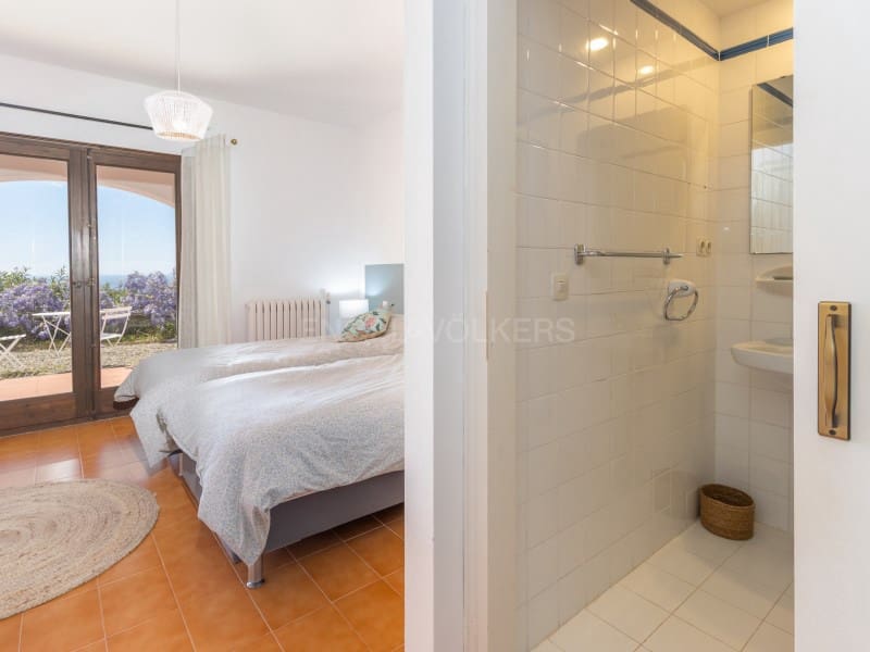 8 chambre Villa/Maison à vendre à Platja d'Aro avec piscine garage - 1 350 000 € (Ref: 9758818)