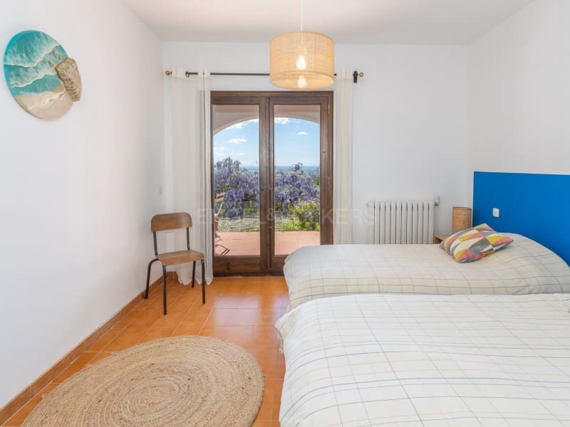 8 chambre Villa/Maison à vendre à Platja d'Aro avec piscine garage - 1 350 000 € (Ref: 9758818)