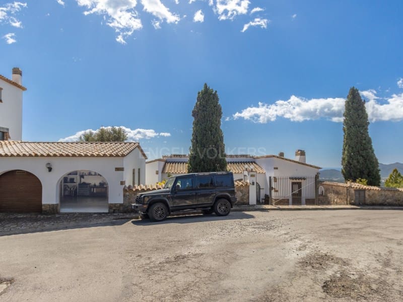 8 chambre Villa/Maison à vendre à Platja d'Aro avec piscine garage - 1 350 000 € (Ref: 9758818)