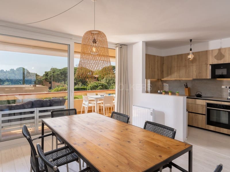 2 camera da letto Appartamento in vendita in Pals con piscina garage - 530.000 € (Rif: 9777954)