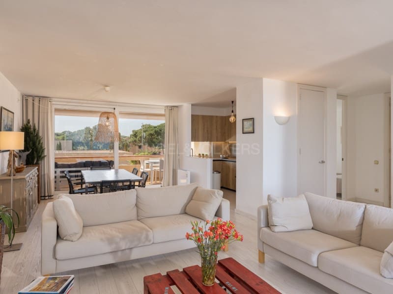 2 camera da letto Appartamento in vendita in Pals con piscina garage - 530.000 € (Rif: 9777954)