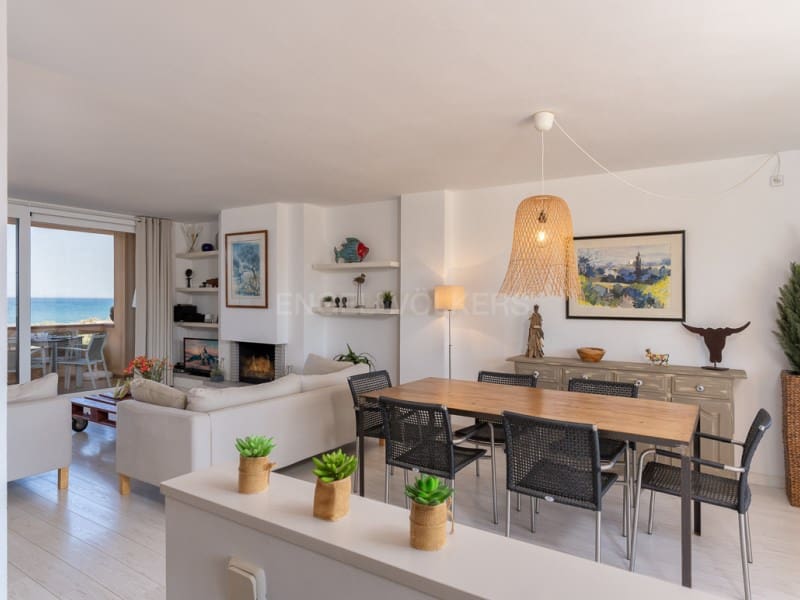 2 camera da letto Appartamento in vendita in Pals con piscina garage - 530.000 € (Rif: 9777954)