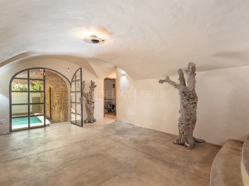 5 bedroom Villa for sale in Pals with pool garage - € 1,150,000 (Ref: 9783711)