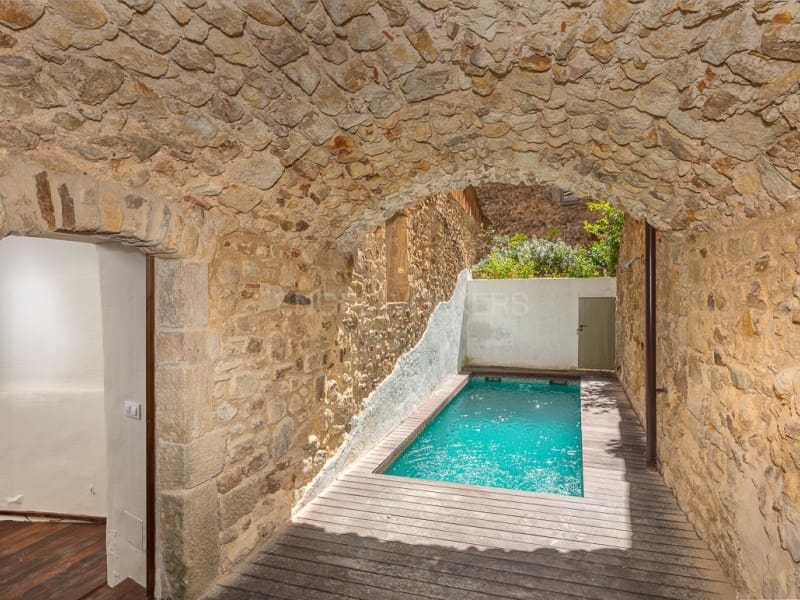 5 bedroom Villa for sale in Pals with pool garage - € 1,150,000 (Ref: 9783711)