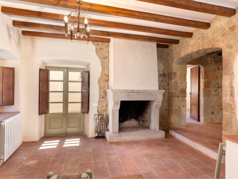 5 bedroom Villa for sale in Pals with pool garage - € 1,150,000 (Ref: 9783711)