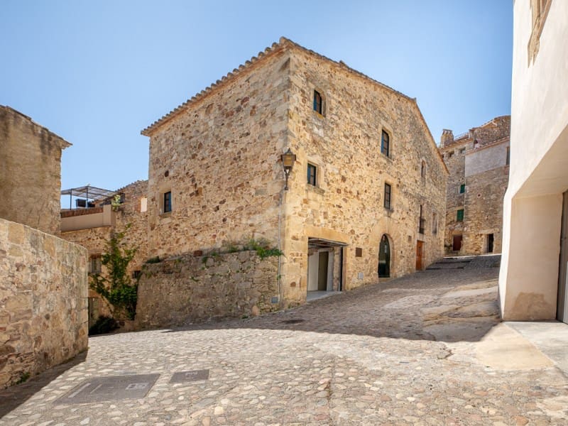 5 bedroom Villa for sale in Pals with pool garage - € 1,150,000 (Ref: 9783711)