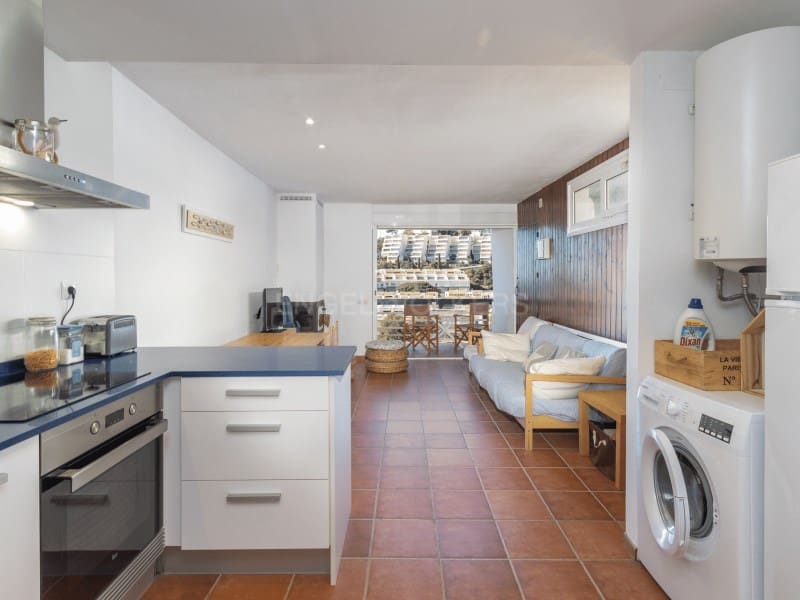 Ático de 2 habitaciones en Tossa de Mar en venta - 250.000 € (Ref: 9783712)