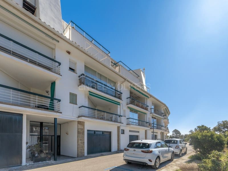 Ático de 2 habitaciones en Tossa de Mar en venta - 250.000 € (Ref: 9783712)
