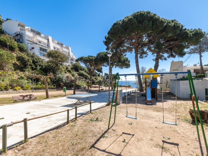 Ático de 2 habitaciones en Tossa de Mar en venta - 250.000 € (Ref: 9783712)