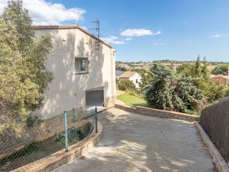 3 sovrum Villa till salu i Sant Feliu de Guixols med pool garage - 835 000 € (Ref: 9796980)