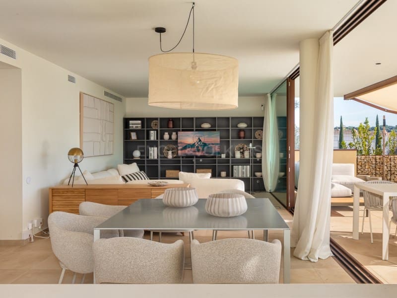 3 quarto Apartamento para venda em S'Agaro com piscina - 860 000 € (Ref: 9799118)