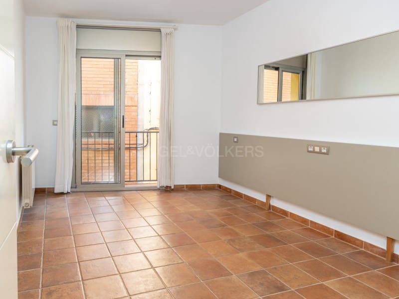 3 soveværelse Lejlighed til salg i Blanes - € 300.000 (Ref: 9804198)