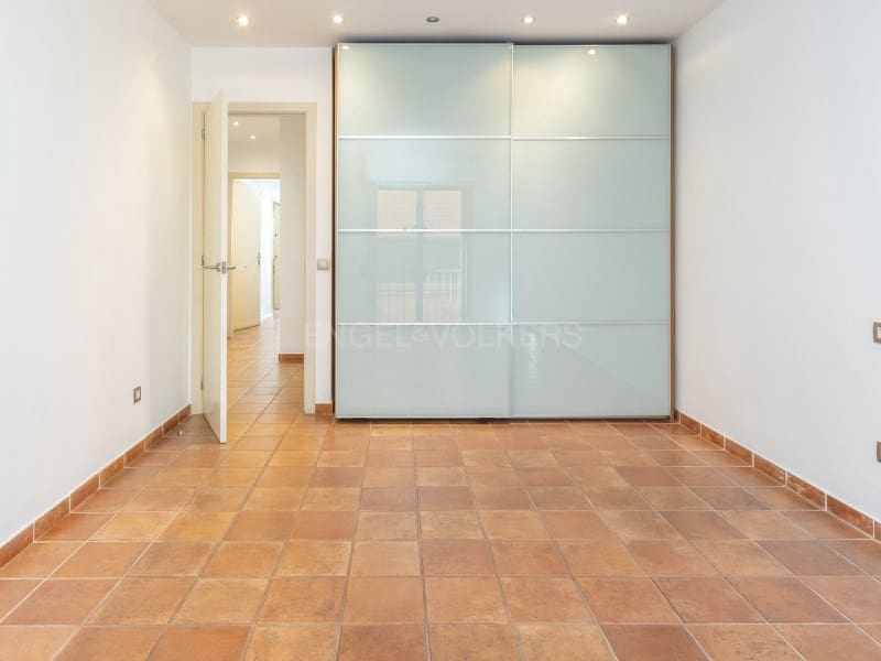 3 soveværelse Lejlighed til salg i Blanes - € 300.000 (Ref: 9804198)